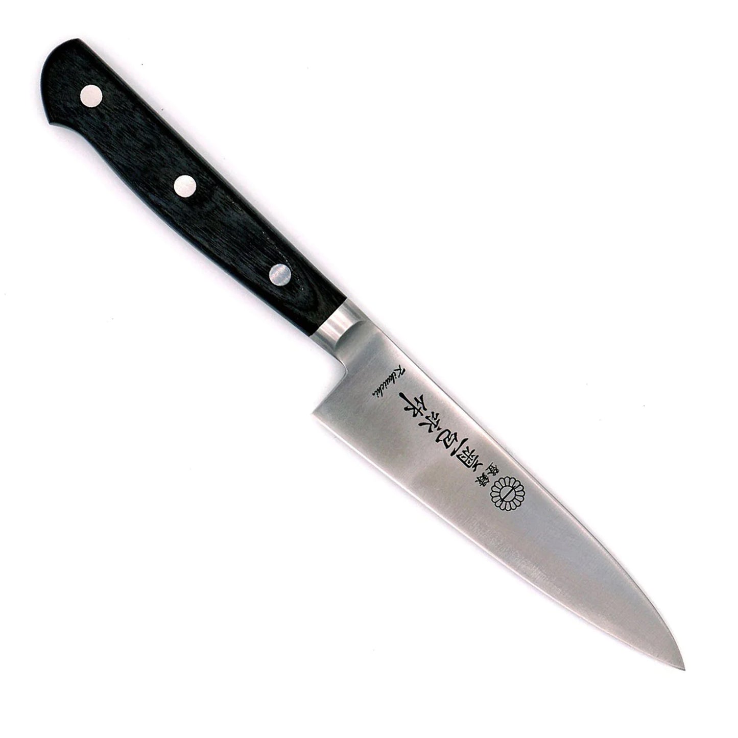 The Kikuichi SEM Series Semi-Stainless Petty Knife is perfect for cooking enthusiasts who appreciate a carbon steel blade edge, while seeking the convenience of stainless-steel maintenance.